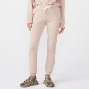 Monrow Supersoft Fleece Girlfriend Sweats in taupe
